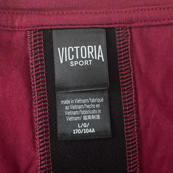 Victoria’s Secret Sport split open back short sleeve crew-neck t-shirt burgundy - Picture 7 of 7